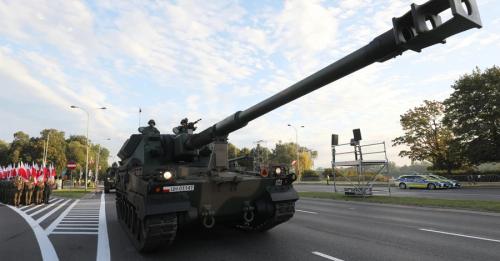 Військовий парад у Польщі: продемонструють найбільшу армію у Європі - INFBusiness