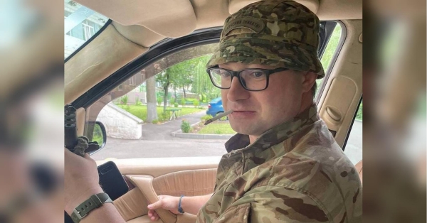 «У сина були побиті голова, шия, живіт у колотих ранах»: рідні звинувачують лікарню та її охорону у загибелі аеророзвідника - INFBusiness