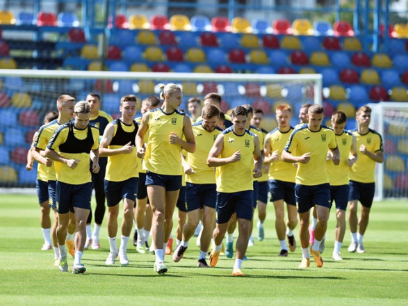 Молодіжна збірна України з футболу сьогодні позмагається зі збірною Франції - INFBusiness