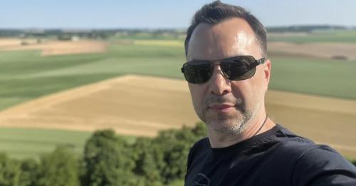 Фото: facebook.com/alexey.arestovich Піпа та ще 28 нардепів звернулися до поліції з заявою на Арестовича - INFBusiness
