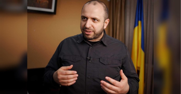 Генерал-майор Віктор Хоренко, який командував Силами спеціальних операцій ЗСУ, був звільнений через подання очільника Міноборони Рустема Умєрова і продовжить службу у військовому відомстві. «Звільнили генерала без обговорення з главкомом»: українці поставили під сумнів інформацію про відсторонення ексглави ССО Хоренка - INFBusiness