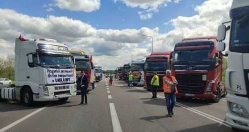 Україна проведе переговори з Польщею та ЄС щодо блокування пунктів пропуску - INFBusiness