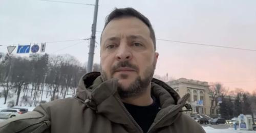 Зеленський привітав з Днем ЗСУ, ідучи Києвом - INFBusiness