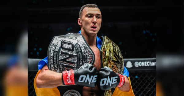 Український гігант Крикля став чемпіоном світу у суперважкій вазі з тайського боксу: відео видовищного нокауту - INFBusiness