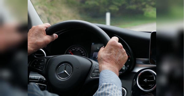 Здатність пенсіонерів керувати авто почнуть перевіряти за допомогою нових технологій: що відомо - INFBusiness