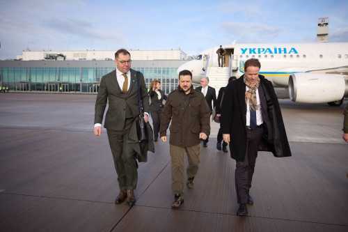 Зеленський у Німеччині зустрівся з Шольцем - обговорюють підтримку України у трьох сферах - INFBusiness