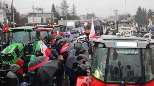 Ми підтримуємо Україну, але наживатись за рахунок польських аграріїв не дозволимо, – прем’єр-міністр Польщі - INFBusiness