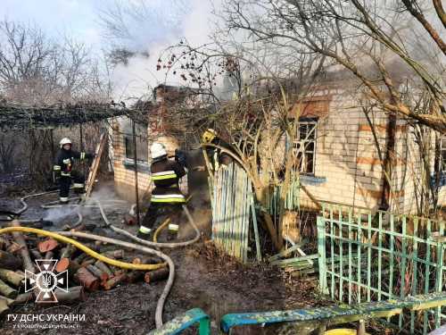 Кропивницький район: під час ліквідації пожежі рятувальники виявили тіло господаря - INFBusiness