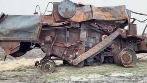 На кордоні з Польщею розмістили знищену окупантами сільськогосподарську техніку - INFBusiness