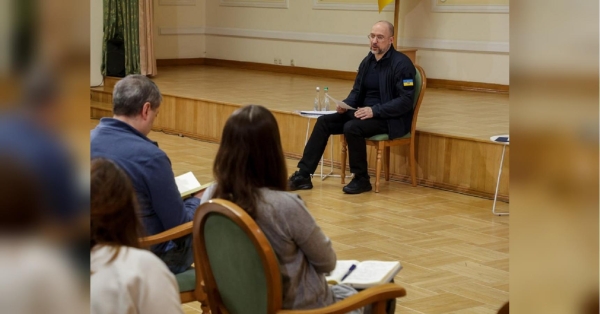 Розмір офіційної зарплати матиме значення: Шмигаль назвав критерії для бронювання працівників від мобілізації - INFBusiness