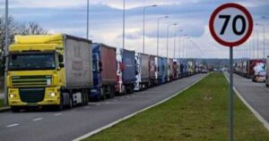 Україна та Польща працюють над рішенням, як розблокувати кордон і врахувати інтереси фермерів обох країн