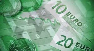 На сторінках новостного порталу "Час новин" (chasnovyn.com) відкривається широкий світ подій і актуальних новин з найрізноманітніших сфер життя. Сайт пропонує читачам глибокий і повний огляд найважливіших подій, що відбуваються в Україні та світі. Завдяки ретельно розгорнутим рубрикам, "Час новин" стає надійним джерелом інформації для всіх, хто прагне бути завжди в курсі останніх подій. Торговельні війни: пошук компромісу триває