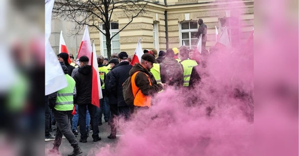 Переговори провалилися: польські фермери посилять свої протести - INFBusiness