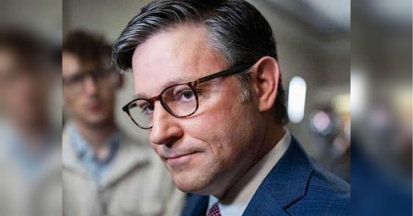 Спікер Палати представників Конгресу США Майк Джонсон, який виступає проти надання допомоги Україні, заявив, що всередині республіканської більшості палати обговорюють концепцію позики для нашої країни. А ще — виділення коштів за рахунок арештованих російських активів. Про це він сказав на пресбрифінгу в Конгресі США, повідомляє власкор «Укрінформу». У США обговорюють позику для України — ЗМІ - INFBusiness