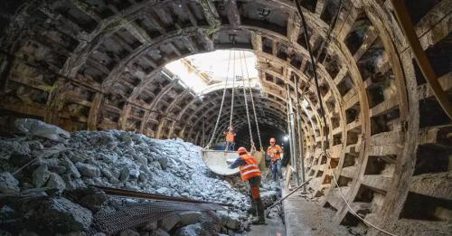 На аварійній частині "синьої" гілки київського метро розкрили тунель - INFBusiness