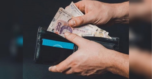 Для неповнолітніх теж передбачено: хто в Україні має право на допомогу у зв'язку з вагітністю та пологами та як її отримати - INFBusiness