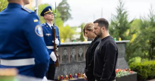 Зеленський у річницю аварії на ЧАЕС прибув до Славутича та подякував українцям за сміливість - INFBusiness
