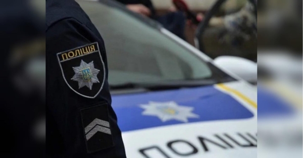 На Закарпатті озброєний любитель дармової випивки взяв у заручники продавчиню магазину (фото) - INFBusiness