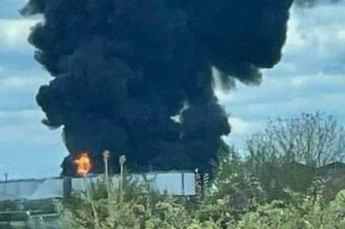 Чергова спроба росії знищити портову інфраструктуру та зупинити експорт агропродукції. Ракетний удар зруйнував ємності з агропродукцією, яка мала йти на експорт до краін Азії та Африки. Росія атакувала агротермінали в порту Південний - INFBusiness