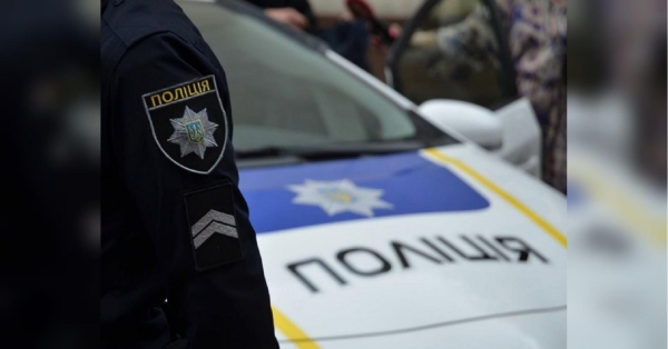 На Львівщині, де нещодавно студент допоміг зловити неадеквата, який напав на молодих жінок із бритвою, поліцейські викрили організатора секс-вечірок під назвою «Порядної галицької вечірки». Його підозрюють у «звідництві для розпусти». Суд уже обрав чоловіку запобіжний захід у вигляді нічного домашнього арешту, пише ZAXID.NET. Львів'ян залишили без сексу: поліція припинила скандальні вечірки у столиці Галичини - INFBusiness