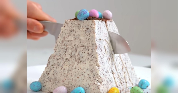 «Красуня з ляльковим голосом» Alina FooDee запропонувала рецепт «найсмачнішої сирної паски»: готується легко і без проблем - INFBusiness