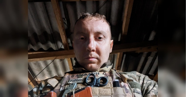 «За всіма законами фізики мав померти»: колишнього в'язня донбаських бойовиків та публіциста Станіслава Асеєва поранено на фронті під Очеретиним - INFBusiness
