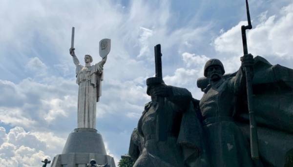 Польща передасть українському Музею війни автомобіль для експедицій та транспортування артефактів - INFBusiness