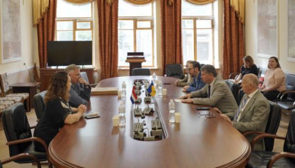 Україна продовжить співпрацювати з Нідерландами для повернення культурних цінностей - INFBusiness