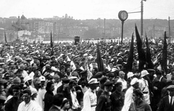 Урочиста зустріч на вокзалі в Києві уряду радянської України 24 червня 1934 року 1