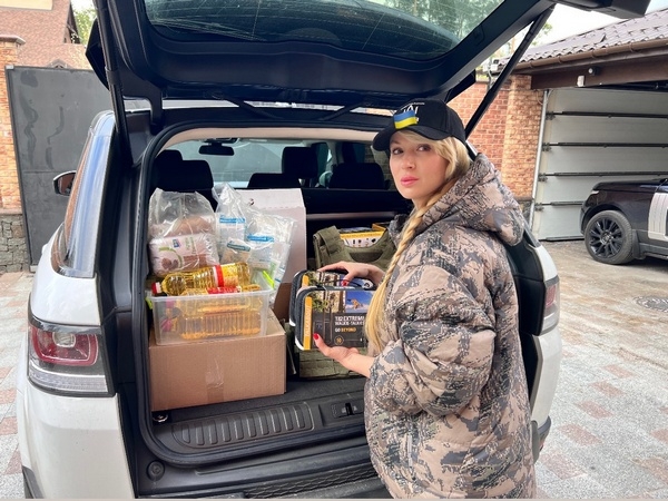 «У мене є купа обов'язків, люди, які на мене розраховують», — каже Юлія 1