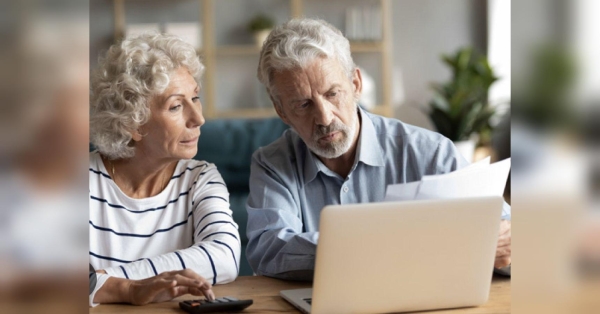 Українські пенсіонери вже звикли до «експериментів» чиновників з виплатами, але дехто з них може не отримати гроші в липні через власну неуважність. Залишитесь з пустим гаманцем: хто з пенсіонерів не отримає пенсії у липні - INFBusiness