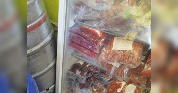 У Києві зафіксований випадок ботулізму ймовірно пов'язаний із вживанням в’яленої риби. Побережися: у Києві виявлено випадок захворювання на ботулізм - INFBusiness