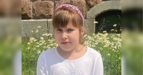 У Німеччині, яка прихистила багато українських біженців, 3 червня зникла 9-річна школярка із України. Дівчинка не дійшла до школи. На сполох про зникнення забила мати Валерії. Про це повідомляє поліція Німеччини. Сотні німецьких поліцейських кинуті на пошуки зниклої дівчинки з Дніпропетровщини - INFBusiness