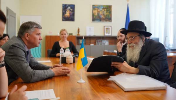 Захист культурної спадщини: Карандєєв зустрівся з представниками єврейської громади США - INFBusiness