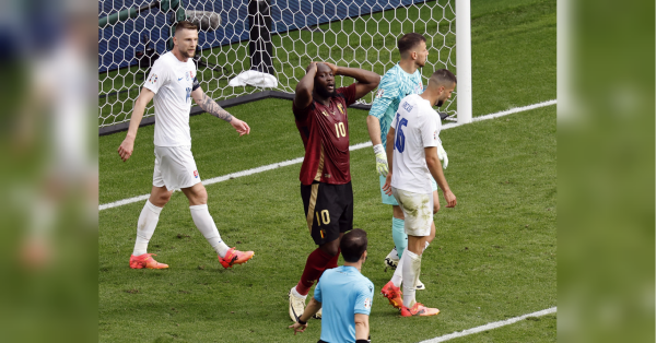 У понеділок, 17 червня, після зустрічі Румунія — Україна (3:0) на Євро-2024 відбувся ще один поєдинок у групі Е. І знову сенсація! Бельгія з двома скасованими голами сенсаційно поступилася словакам у матчі суперників України на Євро-2024 (відео) - INFBusiness