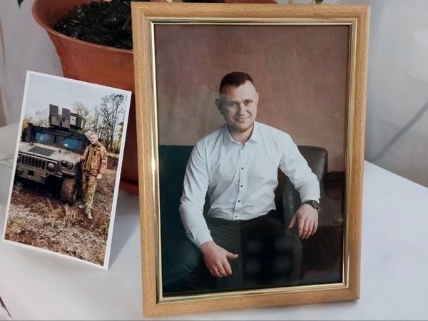 Старший солдат 72-ї окремої бригади Чорних Запорожців Олександр Пархомчук 1