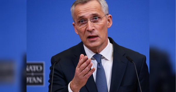 Генеральний секретар НАТО Єнс Столтенберг, який нещодавно заявив, що «Україна абсолютно може перемогти», підтримує рішення уряду ФРН дозволити Україні використовувати озброєння, поставлене Німеччиною, проти військових цілей у росії. В інтерв'ю німецькому інформаційному агентству він сказав, що Україна має право на самозахист і тепер має більше можливостей захиститися від нападників. Це включає право атакувати законні військові цілі в росії. Столтенберг прокоментував це в кулуарах зустрічі східних держав НАТО в Ризі, Латвія, пише t-online. «Захищатися — це не ескалація»: генсек НАТО щодо використання німецької зброї проти цілей у росії - INFBusiness