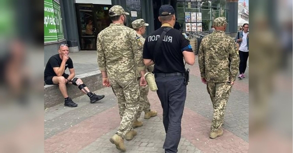 Фігурант скандалу за участю співробітників Львівського ТЦК звинуватив військових у брехні (відео) - INFBusiness