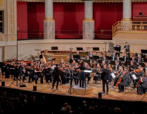 Не втікачі, а відряджені: чому Київський симфонічний оркестр залишається в Німеччині - INFBusiness
