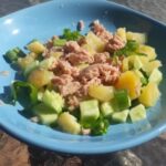 Салат літній з тунцем: смачно та ситно - INFBusiness