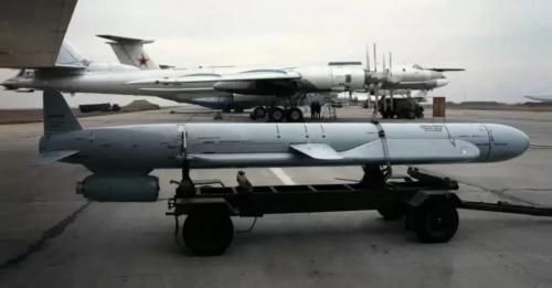 Фото: ФБ Харків City Що відомо про ракету Х-101: змінює ціль у польоті і складається із західних комплектуючих - INFBusiness
