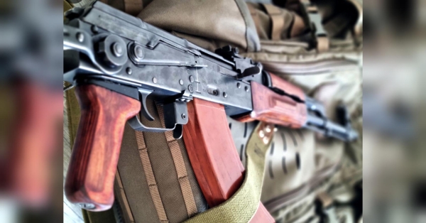 Автомат вистрелив сам: в Одесі неповнолітня вбила військового - INFBusiness