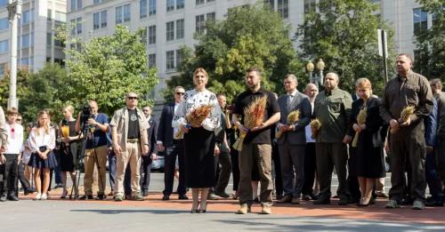 Володимир та Олена Зеленські прибули до Вашингтона на саміт НАТО - INFBusiness