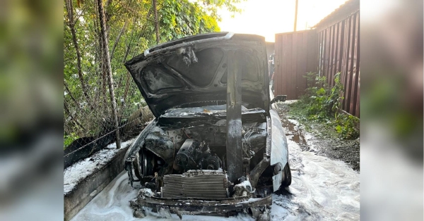 В Україні триває боротьба з колаборантами. Поліцейські зловили зловмисників, які займалися підпалом авто військових. Про це повідмили в Національній поліції України. Хотів «кинути» замовників, але сам залишився у дурнях: мешканець Рівного спалив автомобіль за завданням російських спецслужб (фото, відео) - INFBusiness