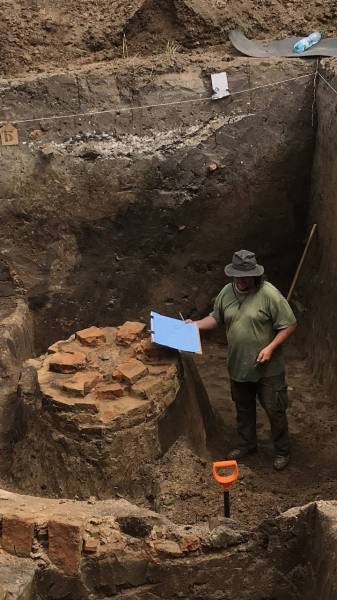 В Острозі археологи виявили ливарню XVII століття та підземну споруду - INFBusiness