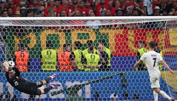 Португальський голкіпер встановив рекорд Євро з відбиття пенальті - INFBusiness