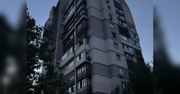 Вночі росіяни вдарили по Дніпру, в місті пролунали вибухи. Місто було атаковане балістикою, повідомили у Дніпропетровській ОВА. Ворог вдарив вночі балістикою по Дніпру: постраждали 7 людей, серед них — підліток - INFBusiness