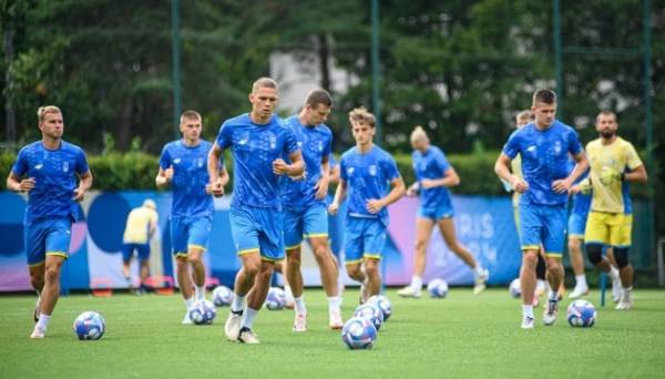 Сьогодні футбольна збірна України дебютує на Олімпійських іграх 24.07.2024 10:28 Укрінформ 24 липня олімпійська збірна України проведе свій перший в історії офіційний матч на Олімпіадах. Сьогодні футбольна збірна України дебютує на Олімпійських іграх - INFBusiness