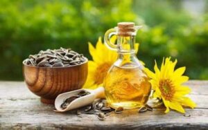 Підсумки 2023/24 МР: зменшення експорту соняшника свідчить про відновлення його переробки