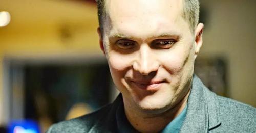 В ЗМІ згадали, як журналіст Бутусов дякував російському письменнику - INFBusiness